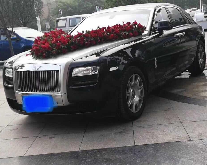 成都(dōu)雙流陳先生(shēng)婚車(chē)租賃